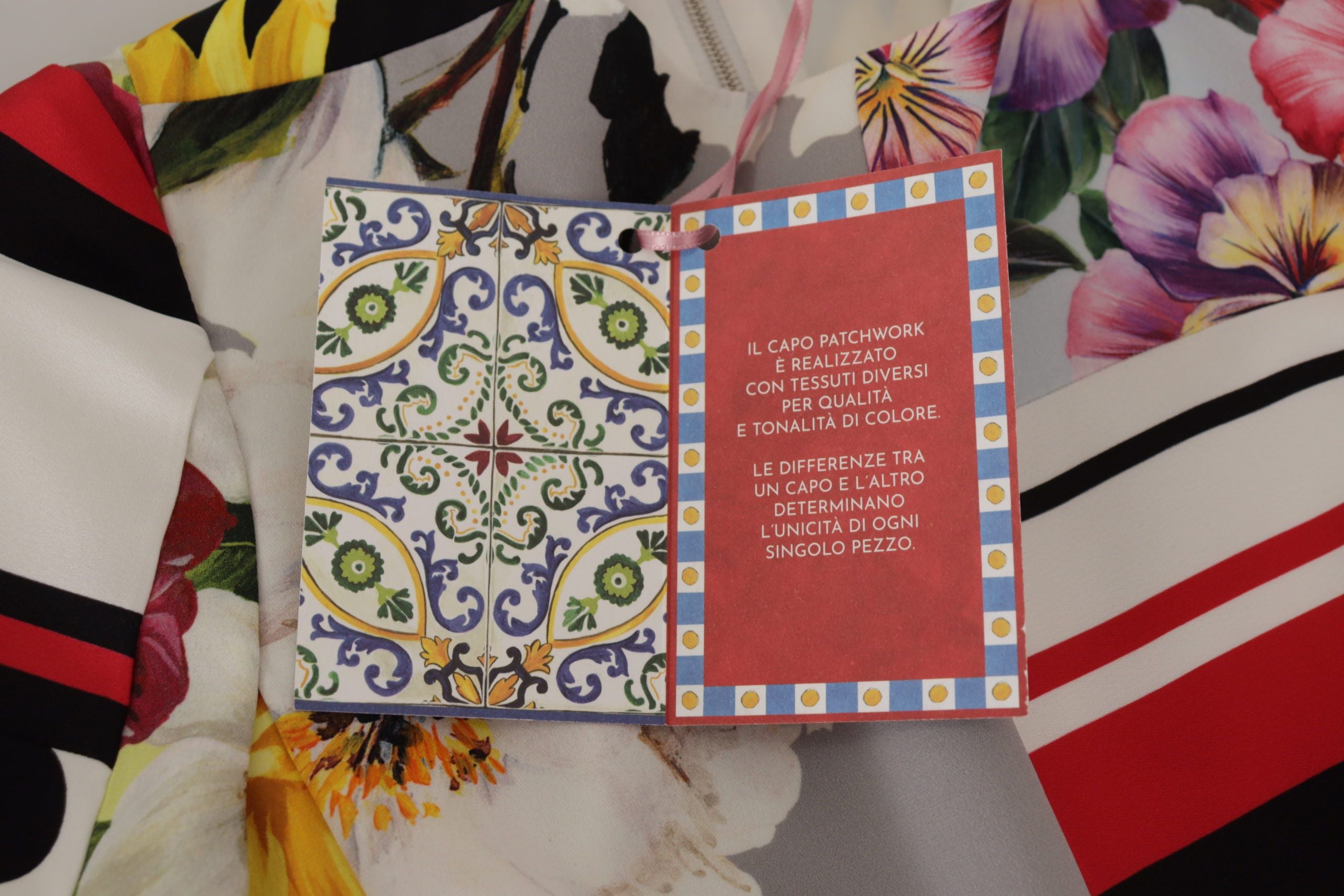 Dolce & Gabbana Multicolor Charmeuse Floral Mantel Jaquard Pachwork Kleid