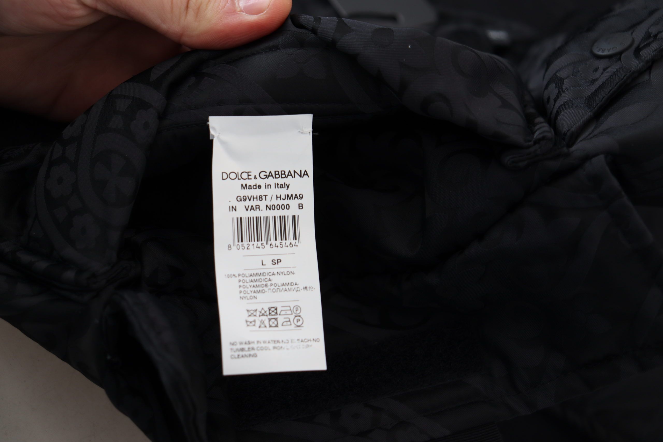 Dolce & Gabbana Schwarze ärmellose Jacke aus Nylon mit Reißverschluss