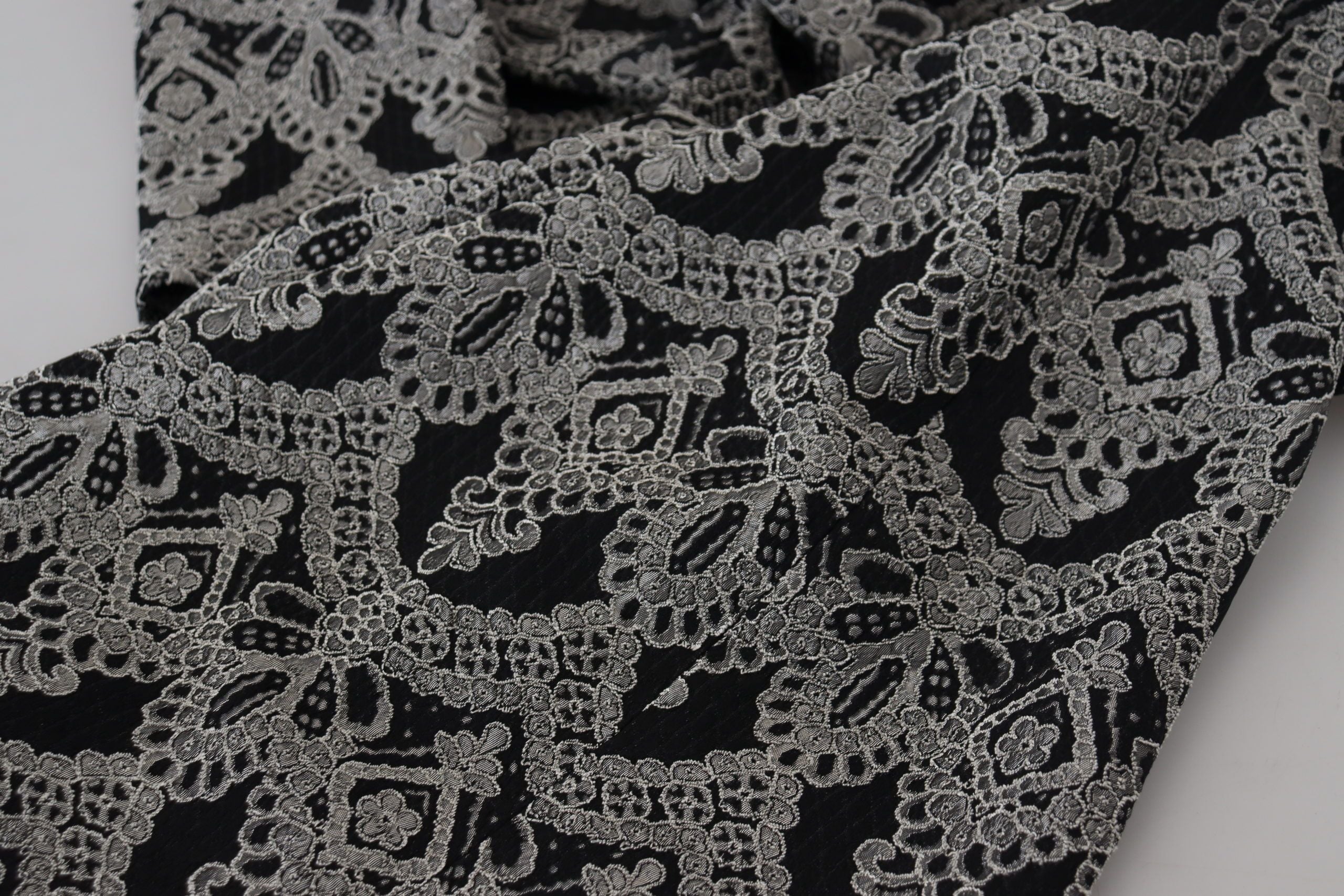 Dolce & Gabbana Schwarz-graues Jacquard-Bodycon-Kleid