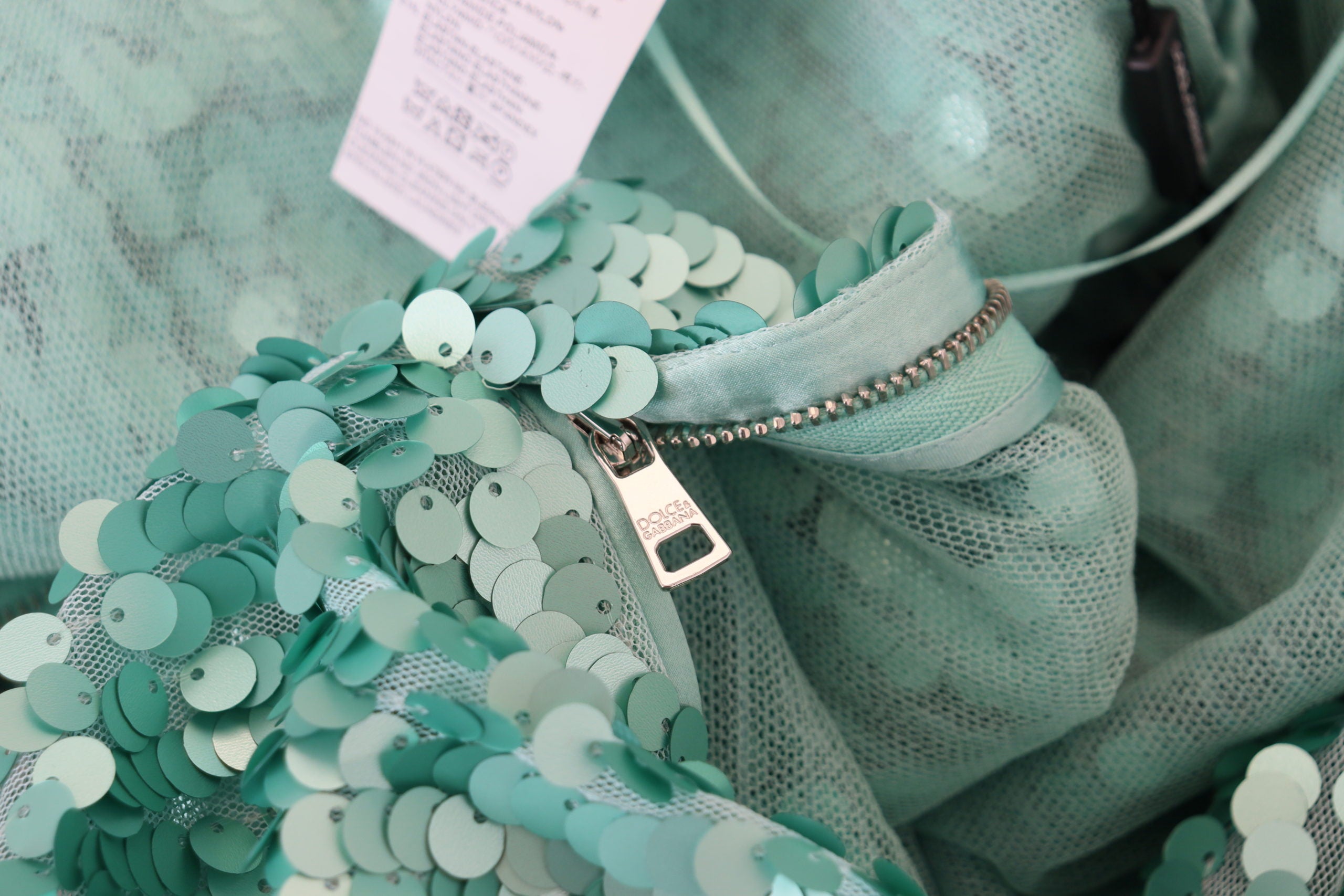 Dolce & Gabbana Blaues paillettenbesetztes plissiertes Aline Midi-Nylonkleid