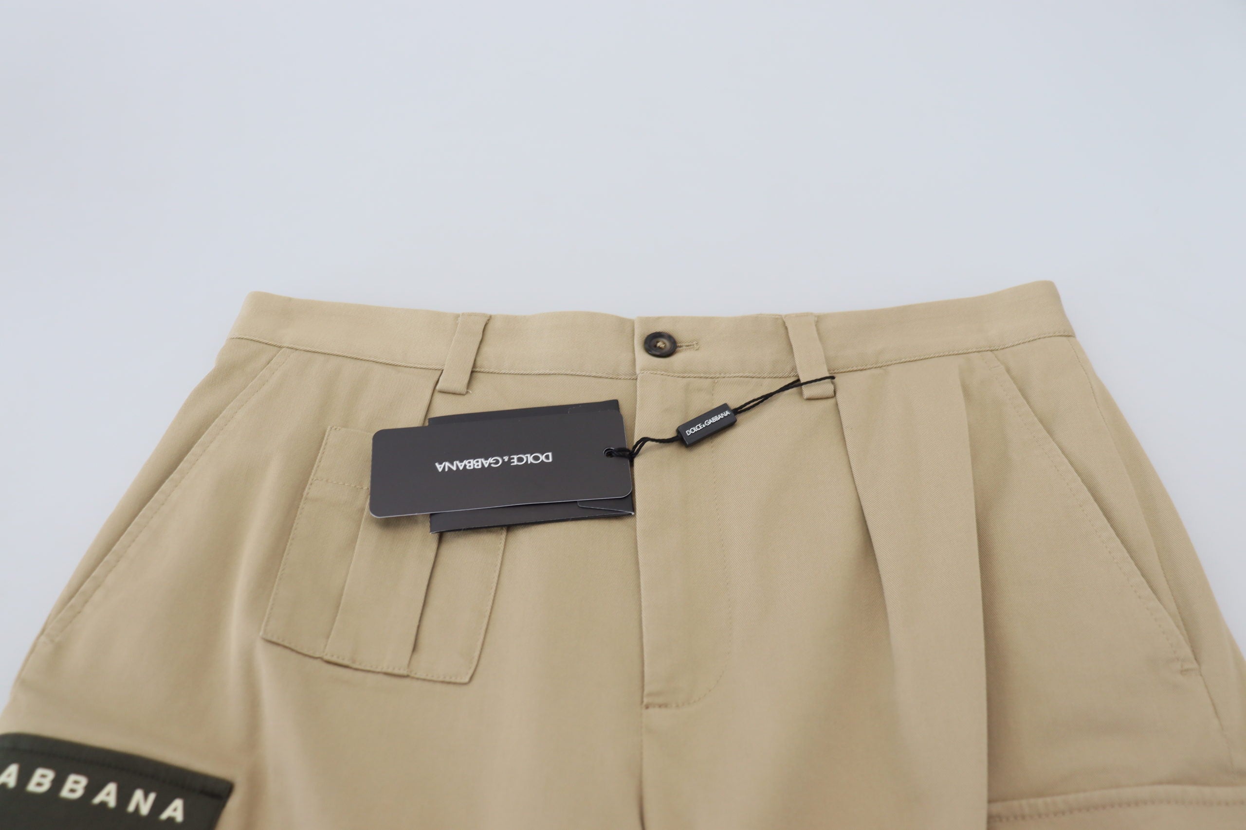 Dolce & Gabbana Beigefarbene Cargo-Bermudashorts aus Baumwolle