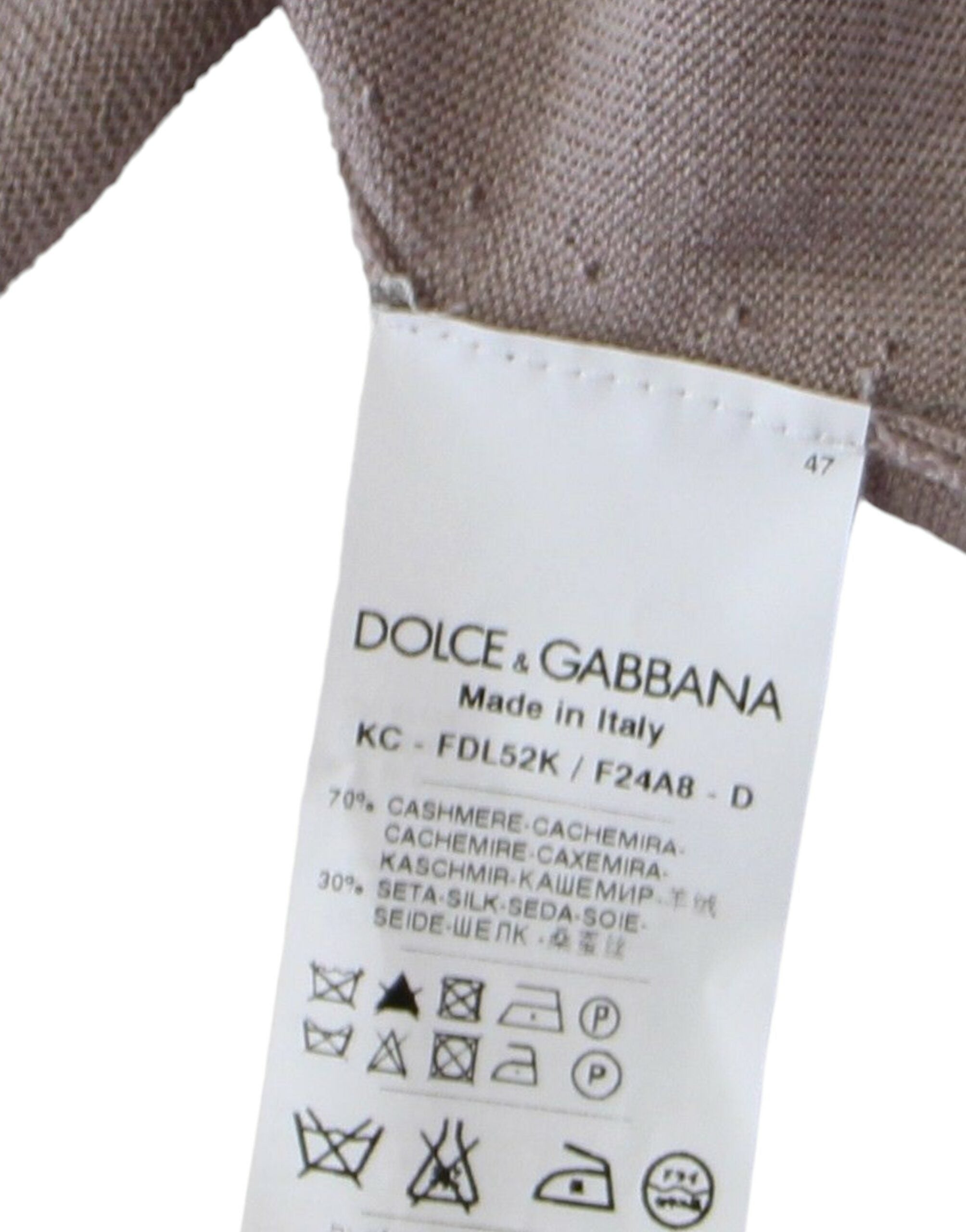 Dolce &amp; Gabbana Elegant lightweight knitted hat made of cashmere and silk blend