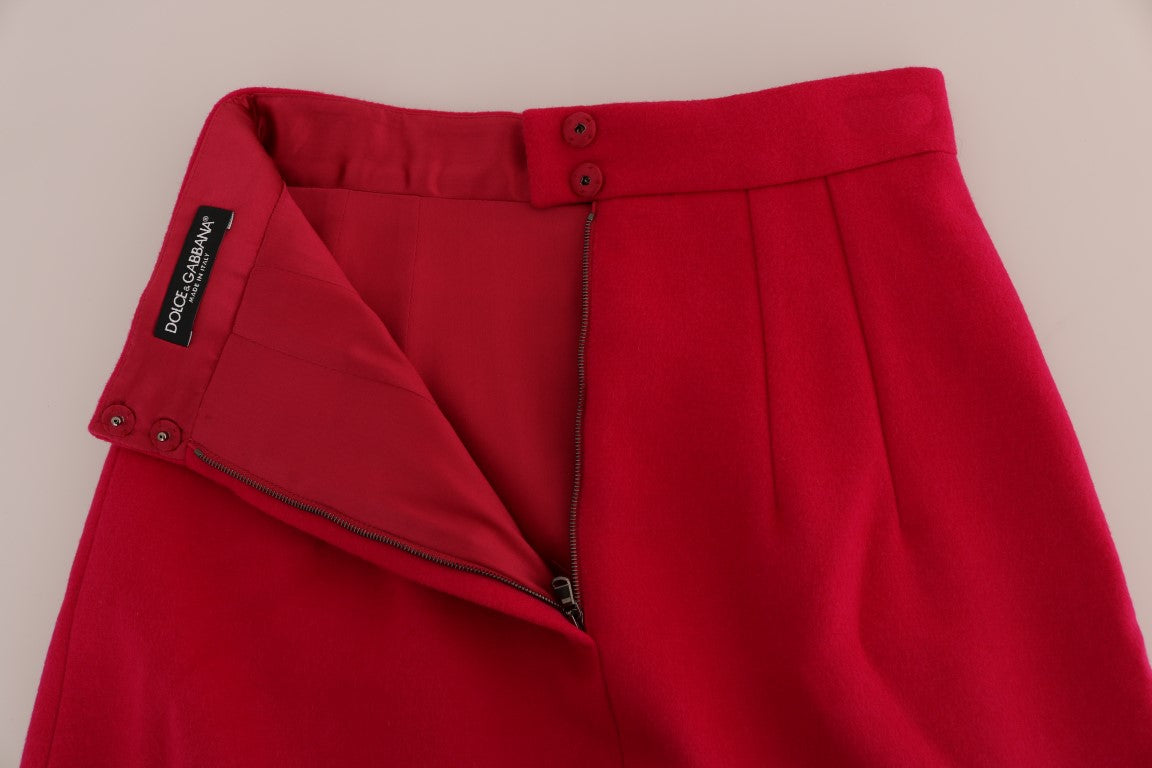 Dolce &amp; Gabbana'nın pembe yünden diz boyu A kesim eteği