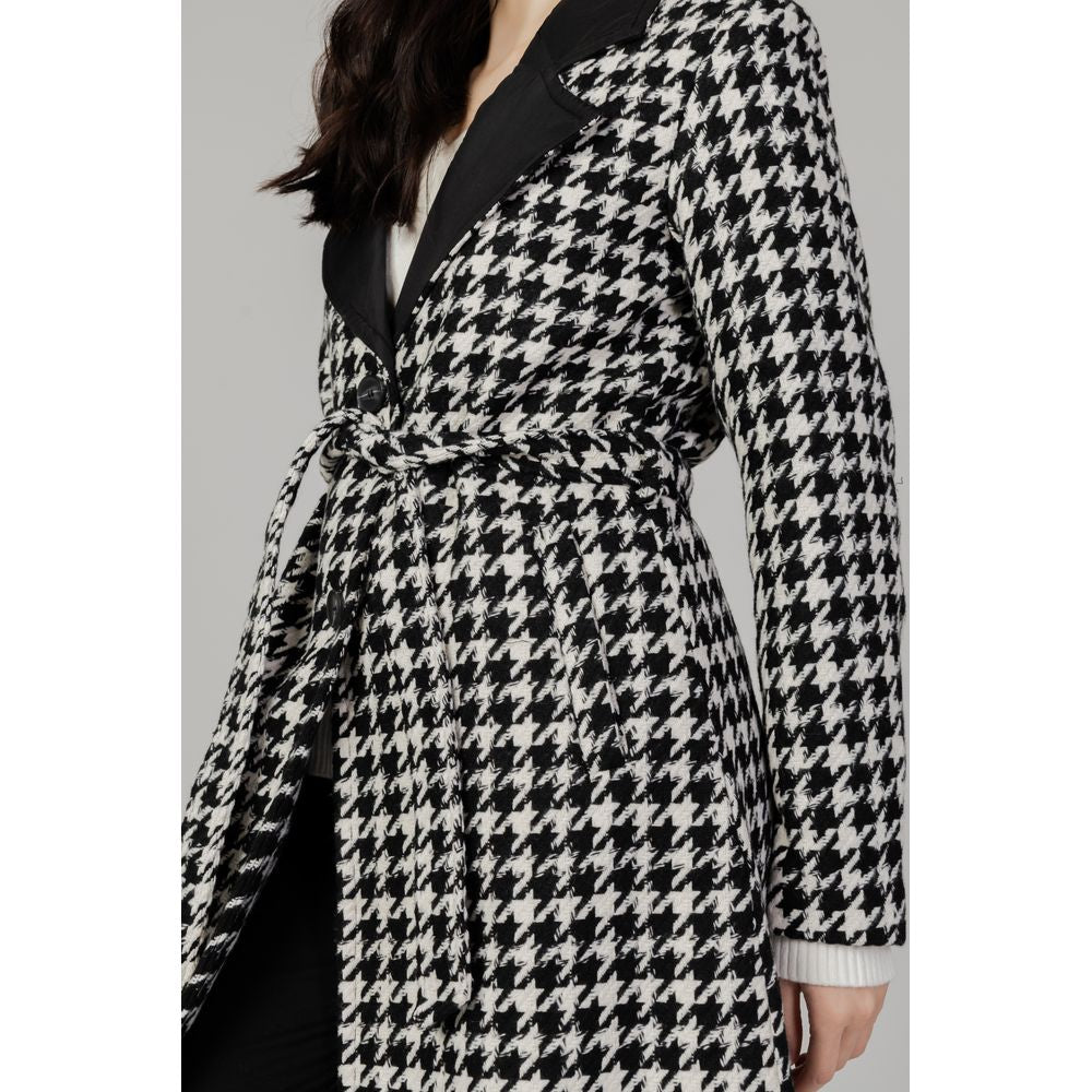 Sadece Siyah Polyester Ceketler ve Montlar