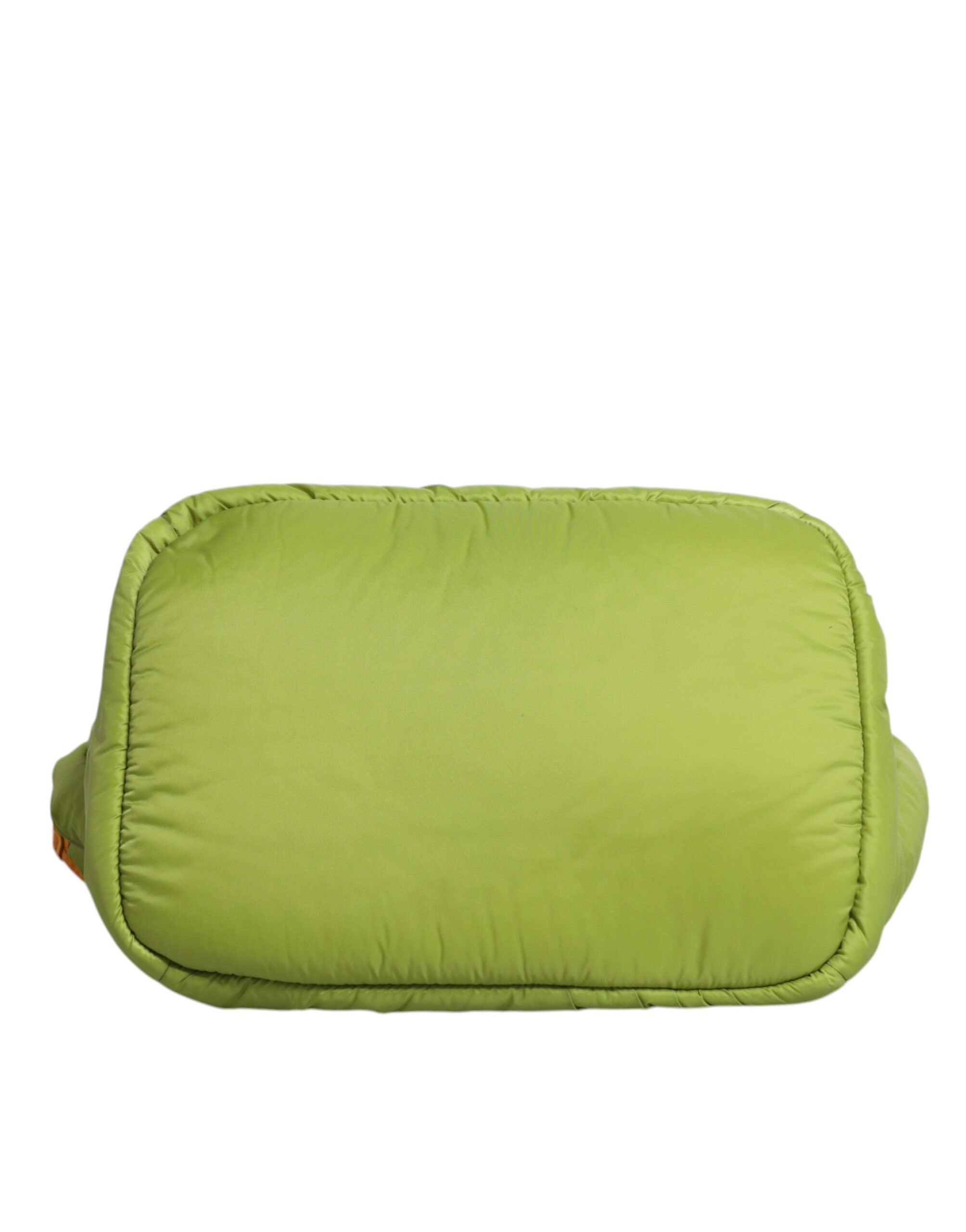 Dolce & Gabbana Grüne Nylon gepolsterte Logo Plaque Tote Umhängetasche