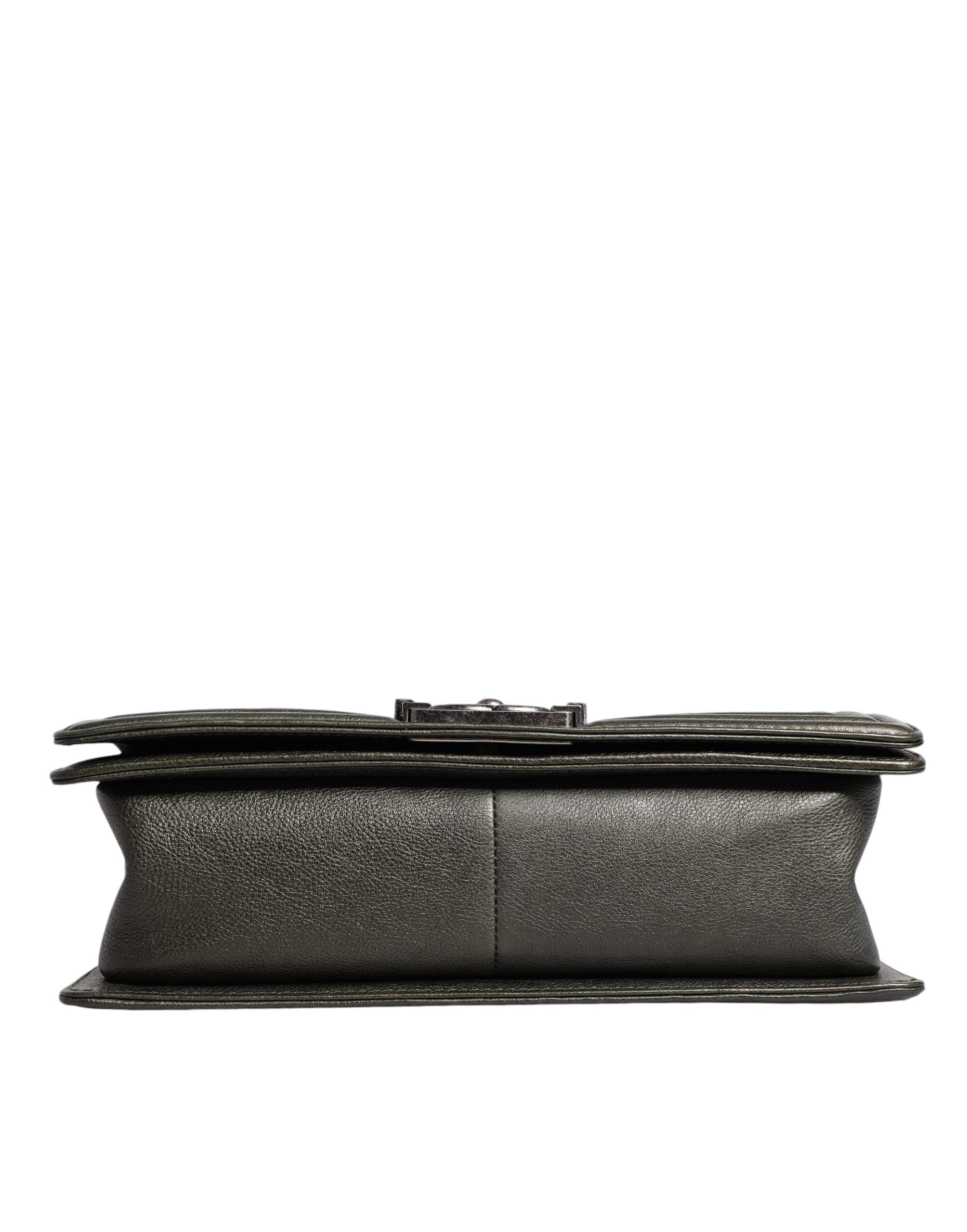 Chanel Dunkelgrüne Leder-Umhängetasche Graue Metall-Geldbörse Tasche