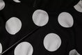 Resmi galeri görüntüleyiciye yükleyin, Dolce & Gabbana Schwarz Weiß Seide Polka Dots Etuikleid Midikleid

