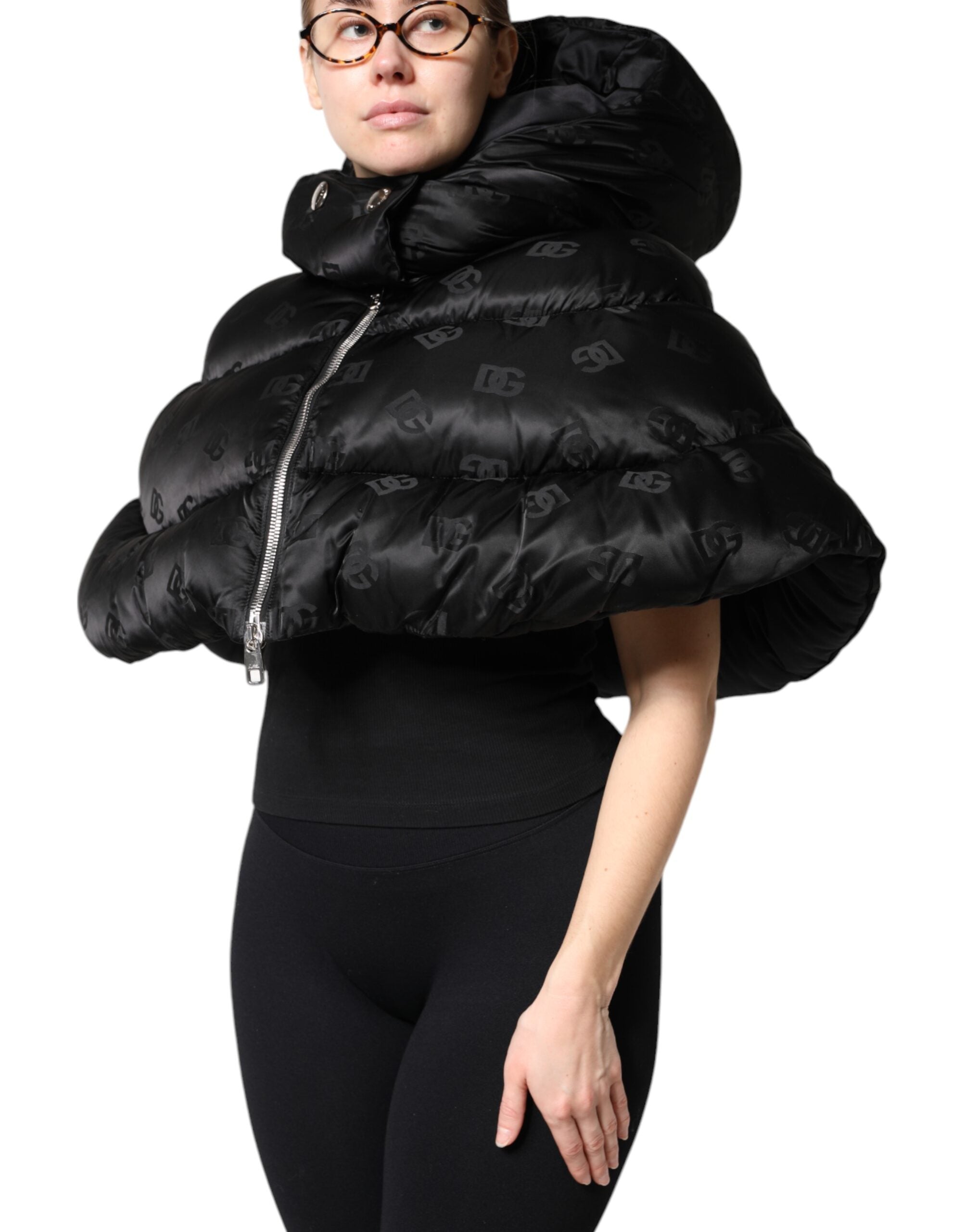 Dolce &amp; Gabbana Siyah dolgulu kapüşonlu ceket, tam fermuarlı ve kısa ceket