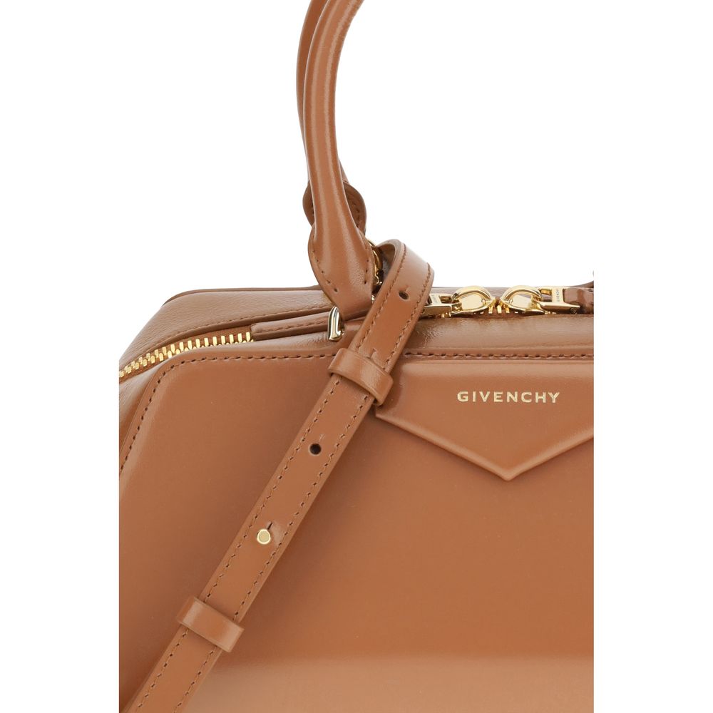 Givenchy Handtasche aus Kalbshaut Bos Taurus in Braun