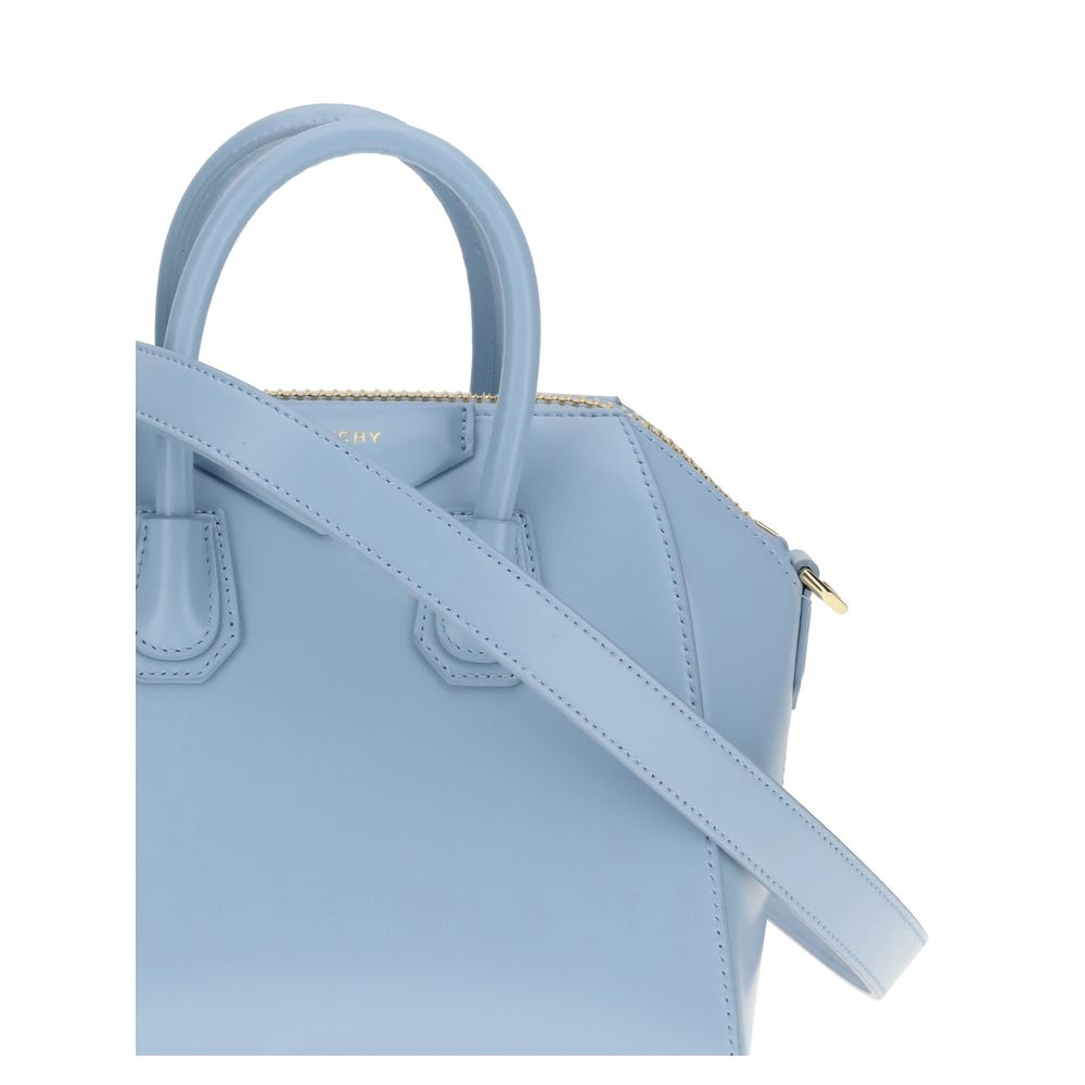 Givenchy Hellblaue Kalbshaut Bos Taurus Handtasche